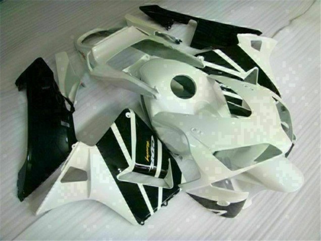 03-04 White Honda CBR600RR Motorbike Fairings & Bodywork 03-04 White Honda CBR600RR Motorbike Fairings & Bodywork