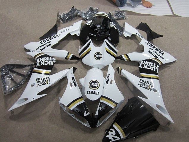 04-06 Black White Lucky Strike Yamaha YZF R1 Motorcycle Fairings 04-06 Black White Lucky Strike Yamaha YZF R1 Motorcycle Fairings