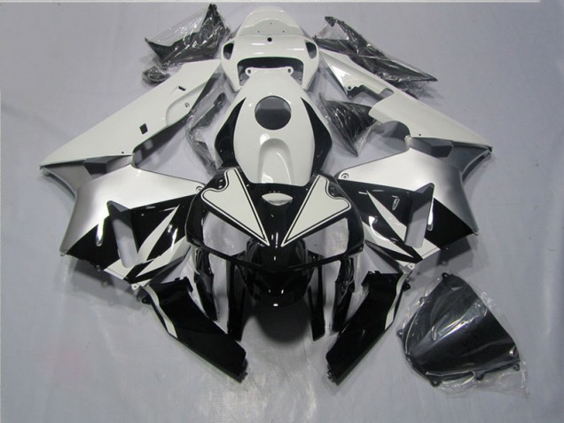 05-06 Black White Honda CBR600RR Motorcycle Fairings 05-06 Black White Honda CBR600RR Motorcycle Fairings