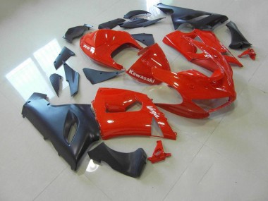 05-06 Red and Matte Black Kawasaki ZX6R Motorcycle Fairings