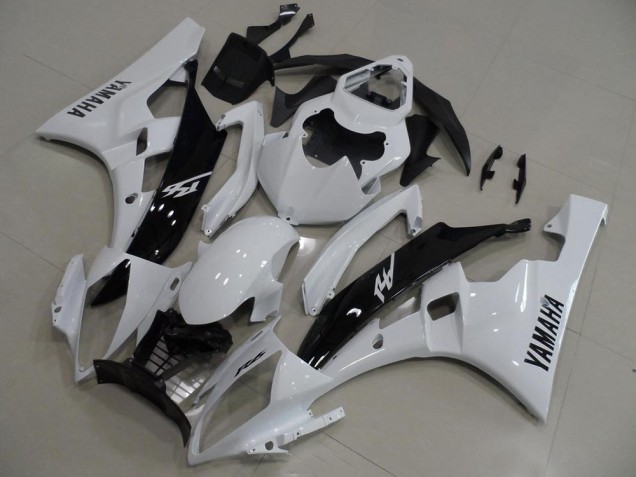 06-07 White and Black Yamaha YZF R6 Motorcycle Fairings 06-07 White and Black Yamaha YZF R6 Motorcycle Fairings