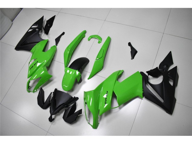 09-11 Green Black Kawasaki EX650 Motorcycle Fairings 09-11 Green Black Kawasaki EX650 Motorcycle Fairings